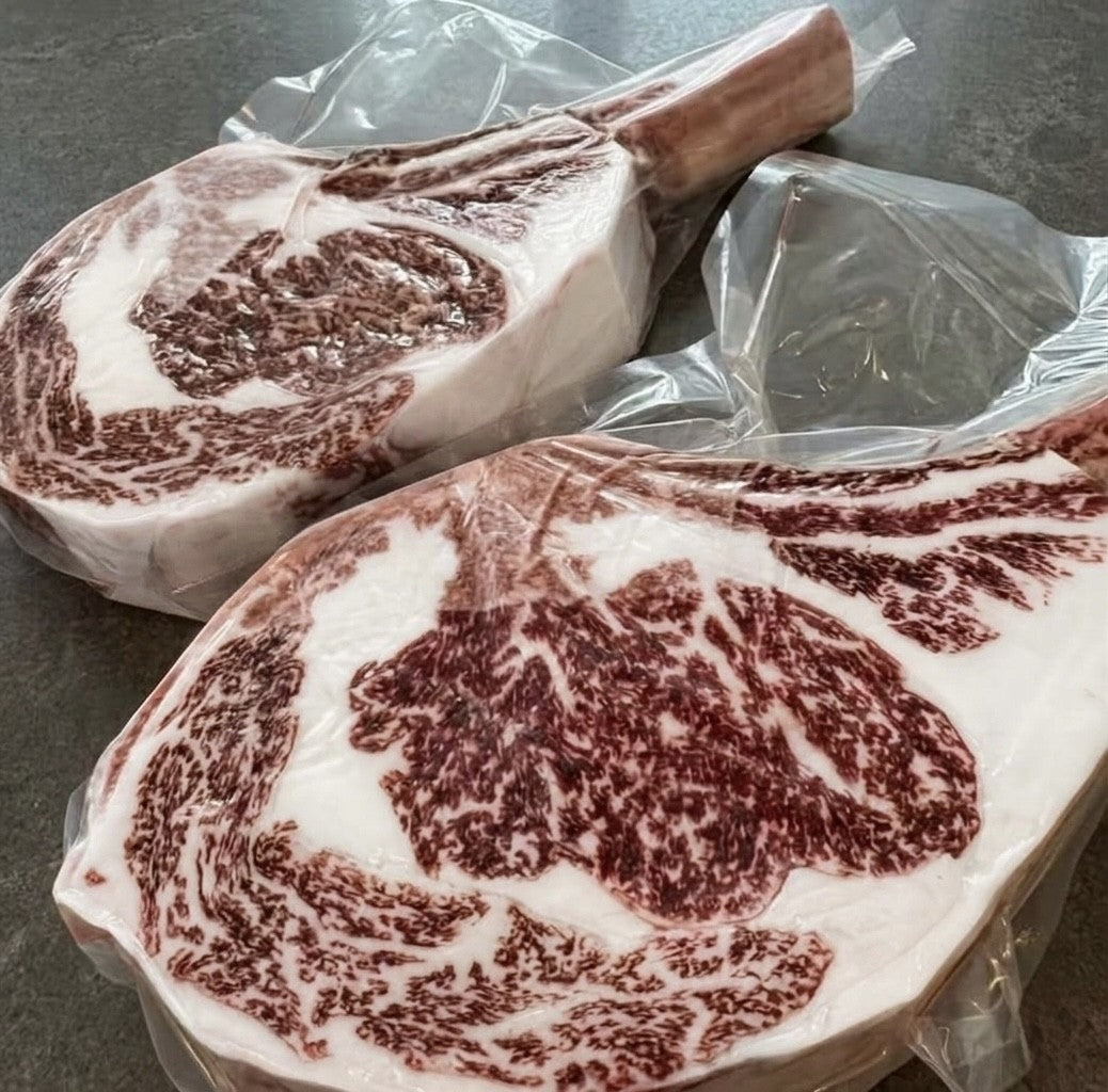 1 3/4 TO 2 1/4" THICKNESS AMERICAN WAGYU TOMAHAWK 1 PER PACK